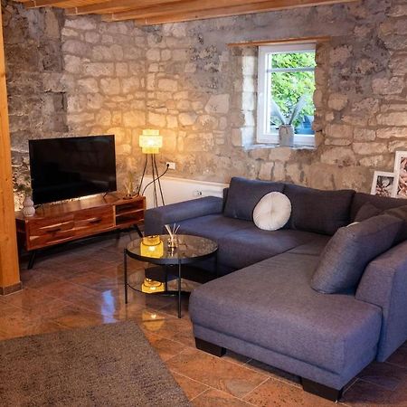 Vulkan-Lodge Ferienhaus Rieden  Экстерьер фото