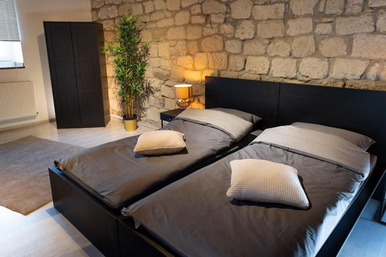 Vulkan-Lodge Ferienhaus Rieden  Экстерьер фото